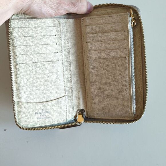 Louis Vuitton Damier Azur Zippy Wallet Organizer - Picture 7 of 10